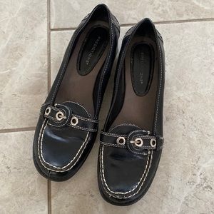 Predictions Black Leather Buckled Flats/Loafers